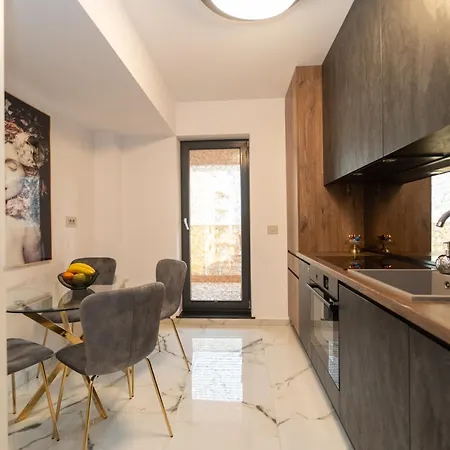 Daire Golden Luxury Braşov