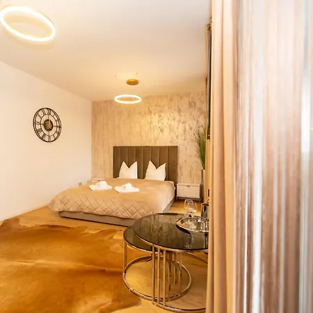 Golden Luxury Daire Braşov