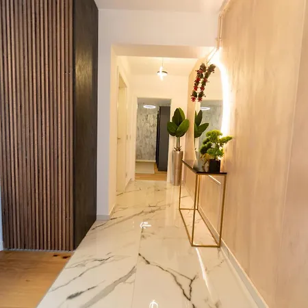 Golden Luxury *