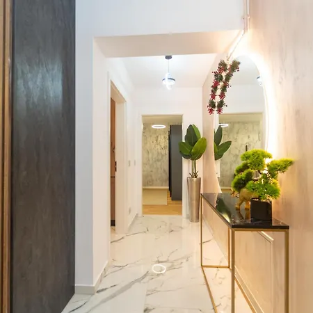 公寓 Golden Luxury