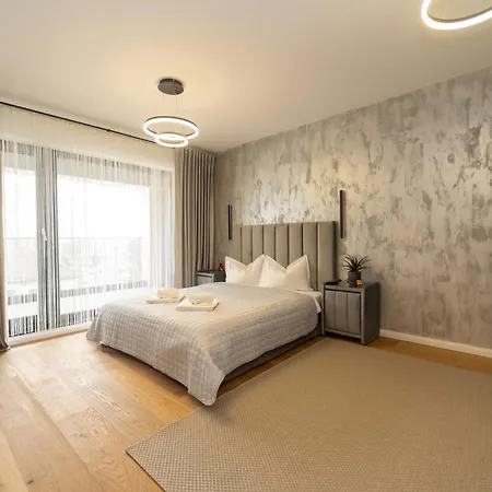 Golden Luxury *